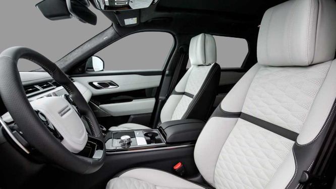 Land Rover Range Rover Velar SVR